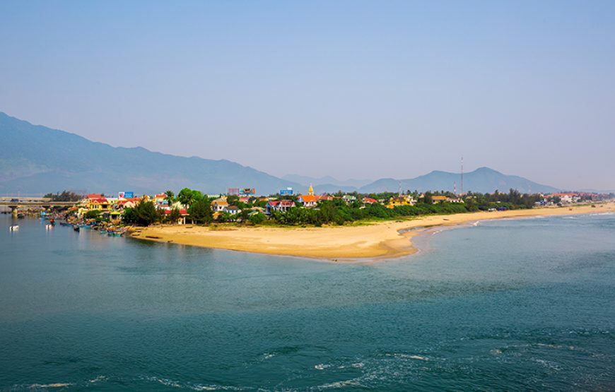 Private tour: Full-day Hai Van Pass & Lang Co Beach From Da Nang