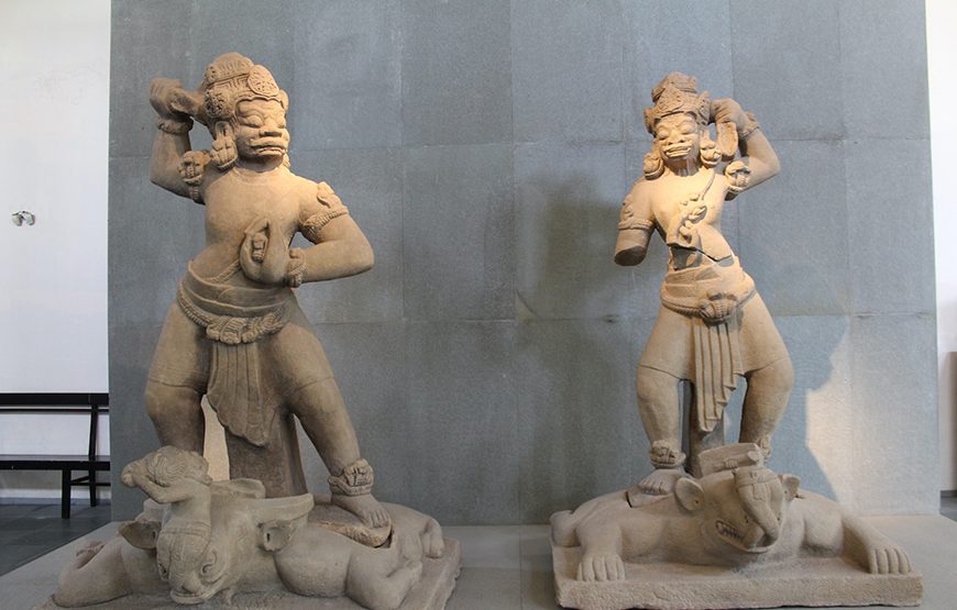 Full-day Discover Da Nang Museum, Marble Mountain, Son Tra Peninsula