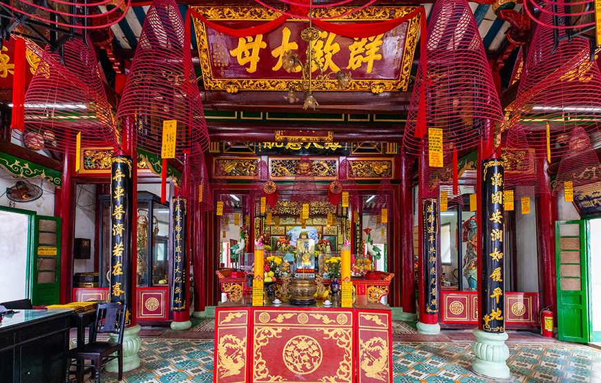 Half-day Hoi An Cyclo Tour In Vietnamese Traditional Ao Dai