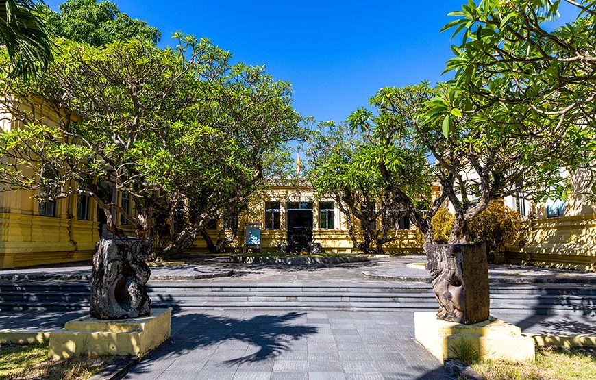 Private tour: Full-day Discover Da Nang Museum, Marble Mountain, Son Tra Peninsula