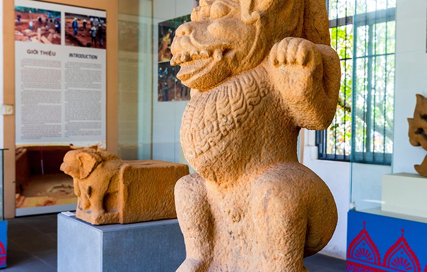 Private tour: Full-day Discover Da Nang Museum, Marble Mountain, Son Tra Peninsula