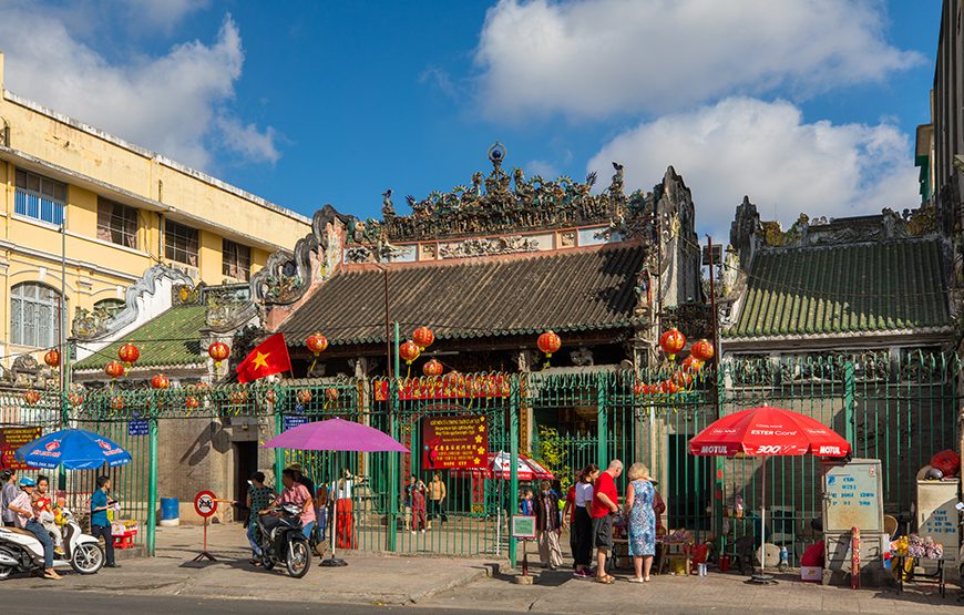 Half-day Ho Chi Minh City China Town By Cyclo