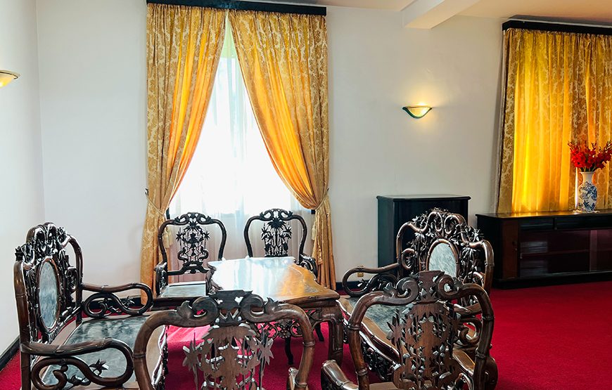 Full-day Cu Chi Tunnels & Ho Chi Minh City Historical Tour