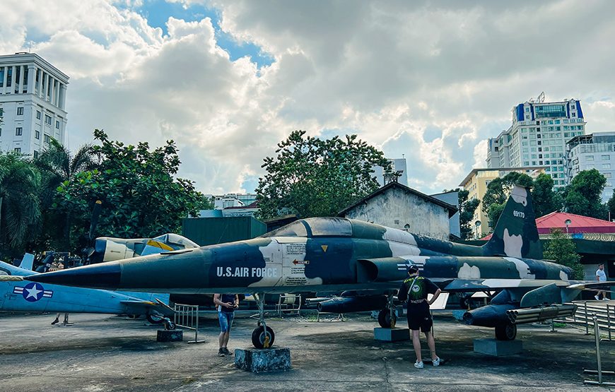 Full-day Cu Chi Tunnels & Ho Chi Minh City Historical Tour