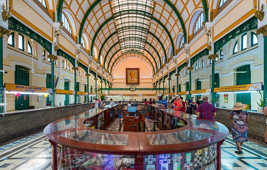 Private tour: Full-day Cu Chi Tunnels & Ho Chi Minh City Historical Tour