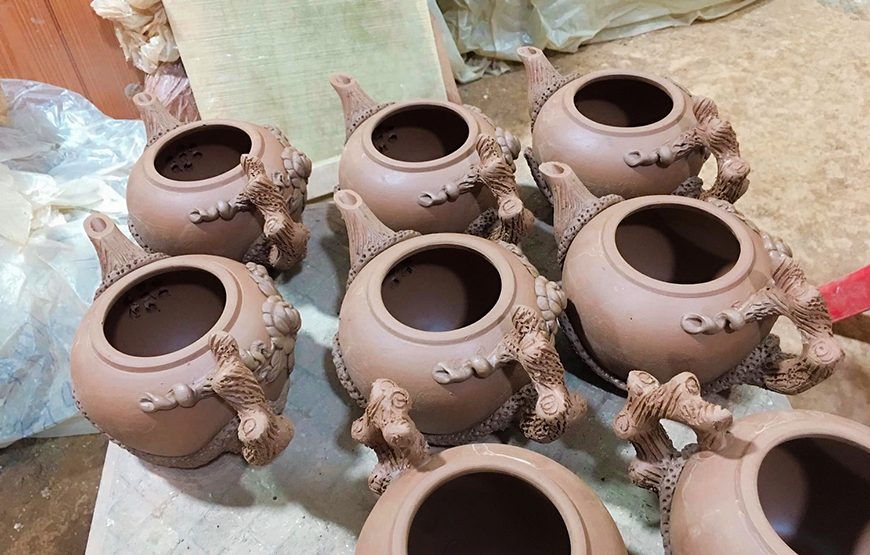 Private tour: Half-day Bat Trang Ceramics Tour From Ha Noi