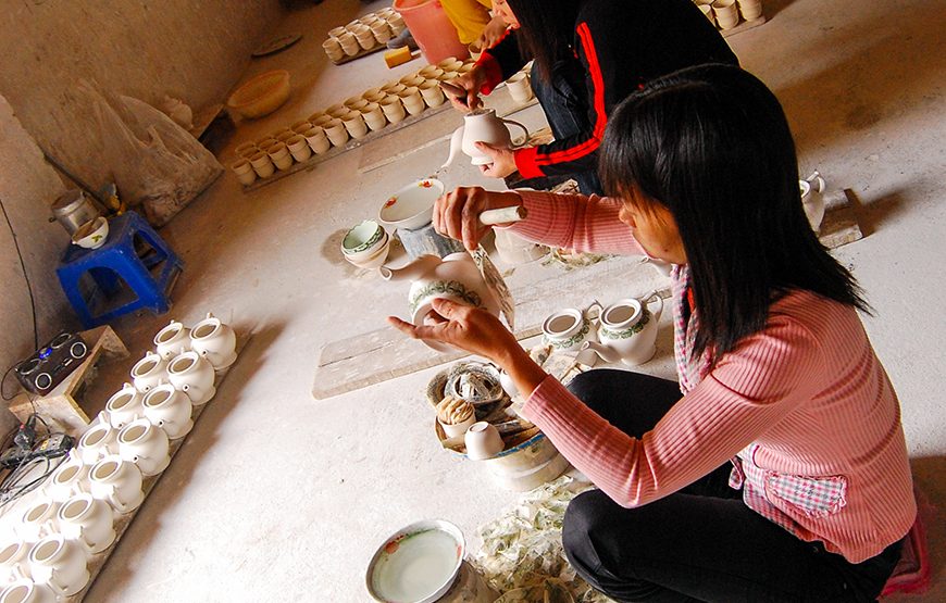 Private tour: Half-day Bat Trang Ceramics Tour From Ha Noi