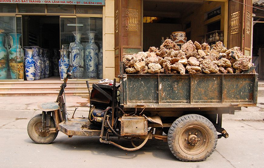 Private tour: Half-day Bat Trang Ceramics Tour From Ha Noi