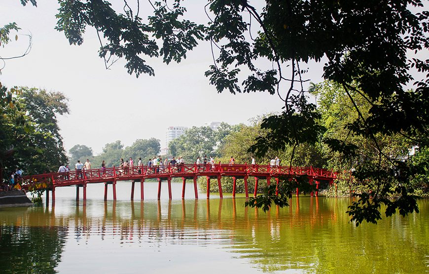 11 Days North To South Of Vietnam