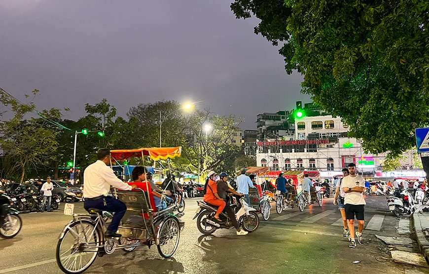 11 Days North To South Of Vietnam