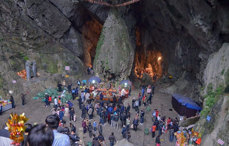 Full-day Perfume Pagoda Tour From Ha Noi