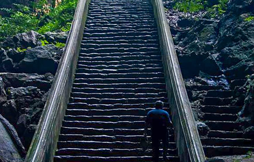 Full-day Perfume Pagoda Tour From Ha Noi