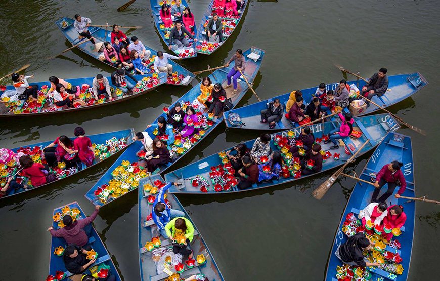 Full-day Perfume Pagoda Tour From Ha Noi