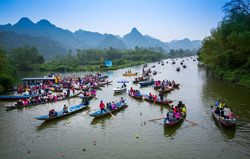 Full-day Perfume Pagoda Tour From Ha Noi