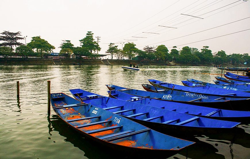 Full-day Perfume Pagoda Tour From Ha Noi