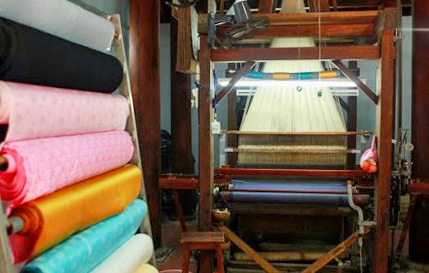 Private tour: Half-day Van Phuc Silk Tour From Ha Noi