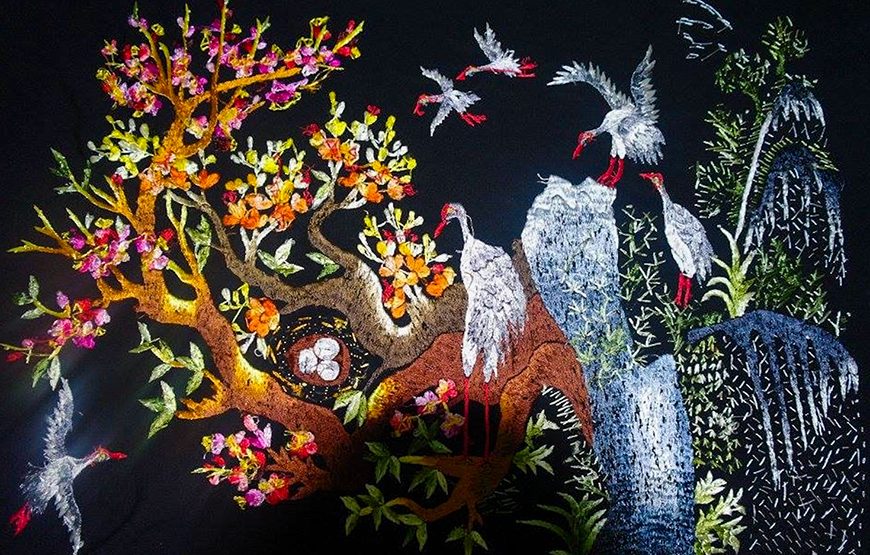 Private tour: Half-day Van Phuc Silk Tour From Ha Noi