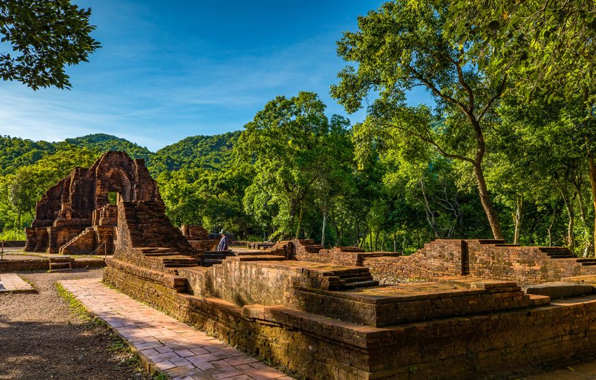 Private tour: Half-day My Son Sanctuary Tour From Da Nang