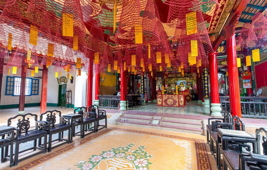 Private tour: Half-day Hoi An Ancient Town Walking Tour From Da Nang