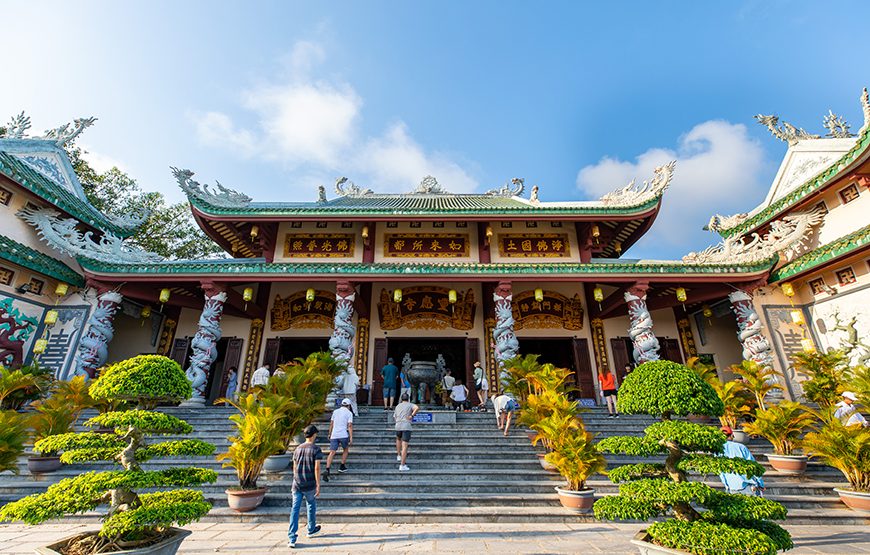 Private tour: Full-day Hai Van Pass & Lang Co Beach From Da Nang