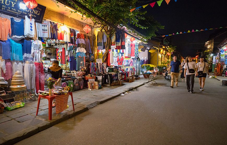 Private tour: Hoianian’s Beliefs And Vegetarian Dinner From Hoi An