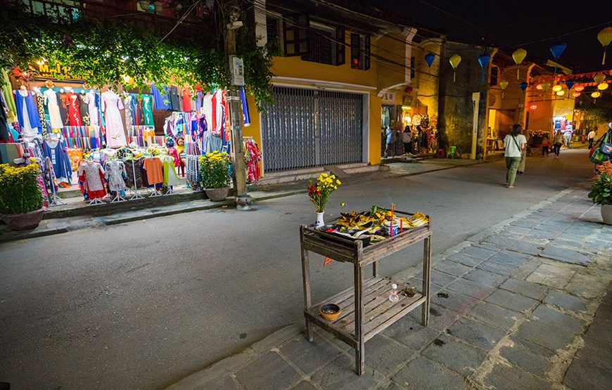 Private tour: Hoianian’s Beliefs And Vegetarian Dinner From Hoi An
