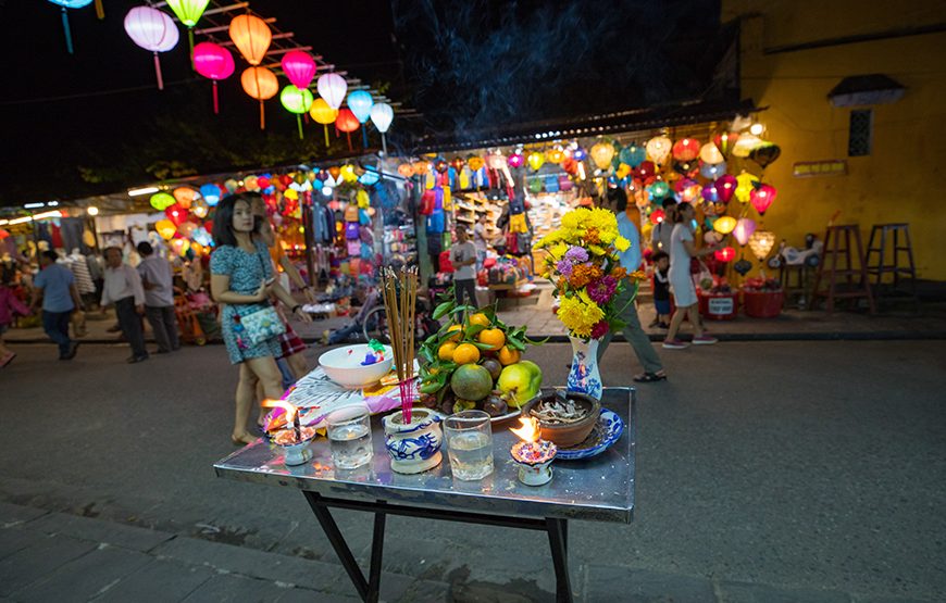 Private tour: Hoianian’s Beliefs And Vegetarian Dinner From Hoi An