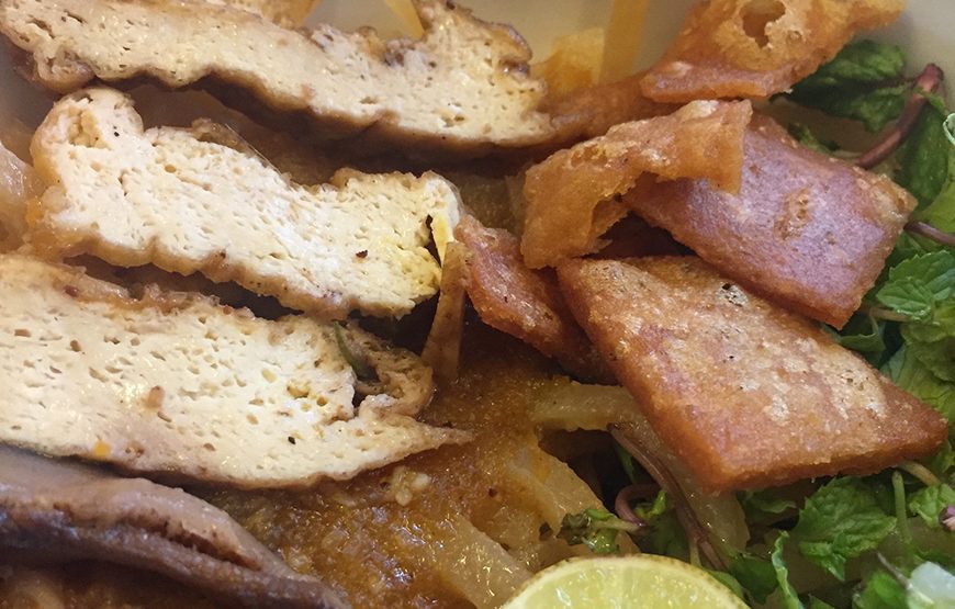 Private tour: Hoianian’s Beliefs And Vegetarian Dinner From Hoi An