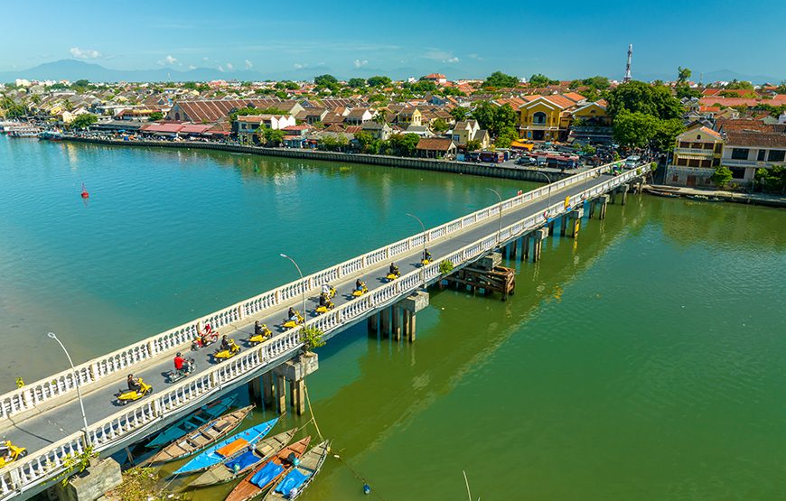 Private tour: 12 Days Laos & Vietnam