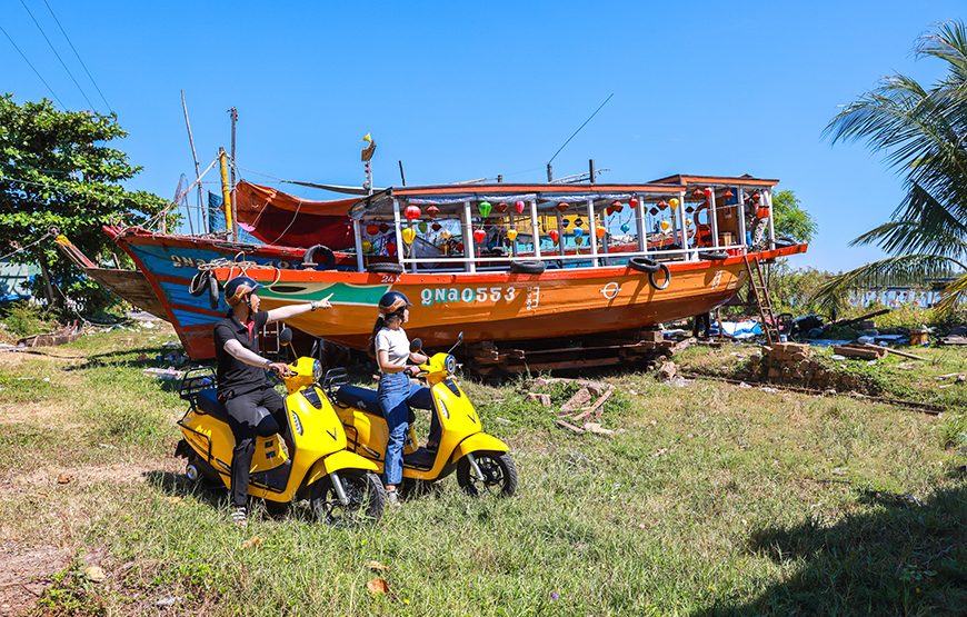 Private tour: 12 Days Laos & Vietnam