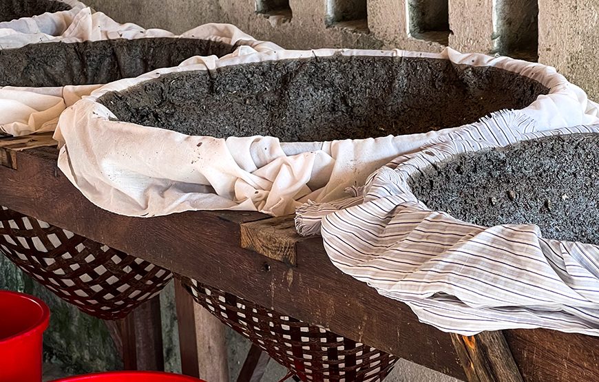 Full-day Immersed Im The Culture Of Vietnam’s Three Regions