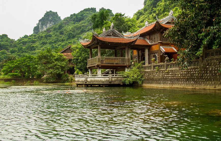 Private tour: Full-day Discover Ancient Hoa Lu And Trang An From Ha Noi