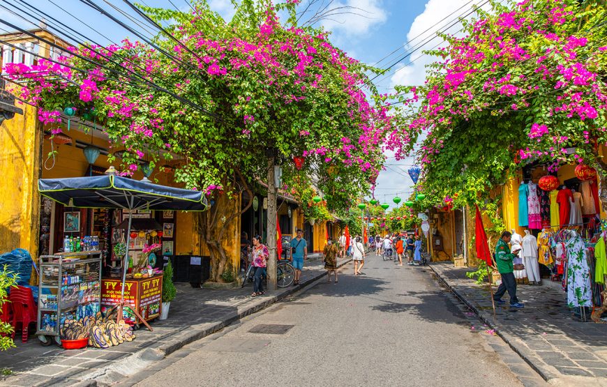 Private tour: 12 Days Laos & Vietnam